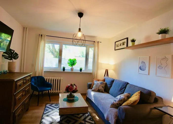 Mlociny Metro Apartment 2
